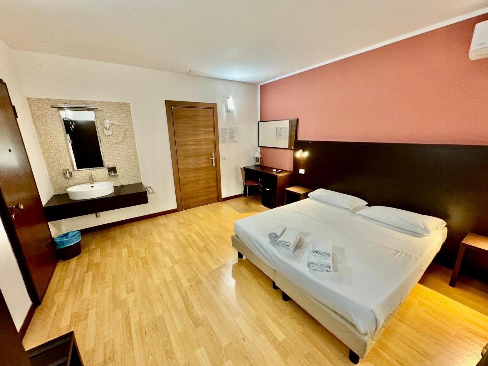 Hotel Guidi Μέστρε Εξωτερικό φωτογραφία